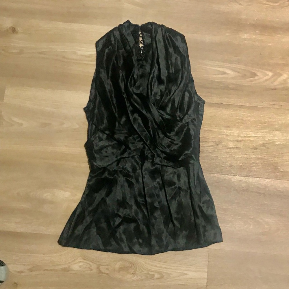 Banana republic sexy silk wrap blouse sleeveless